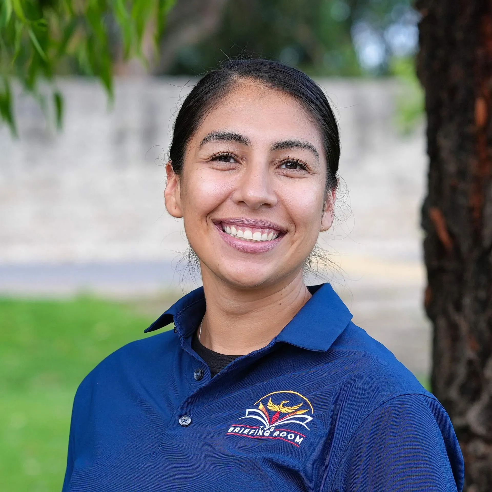 Samantha+Headshot-1920w Samantha Loza